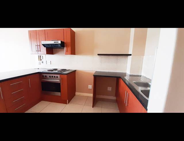 2 BEDROOM APARTMENT RENTED IN WALMER HEIGHTS